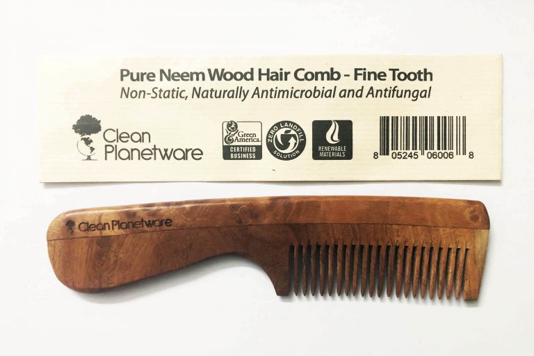 Handmade neem wood combs - 02